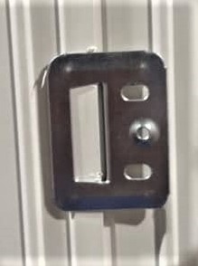 [CLIPCONEC-LINYIV] CLIP CONECTOR METALICO PARA UNION ENTRE PANELES Y PARA FIJACIÓN DEL REVESTIMIENTO A LA PARED SUBSTRATO.